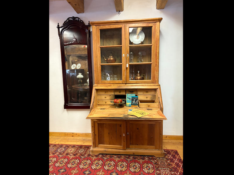 Sekretär-Weichholz